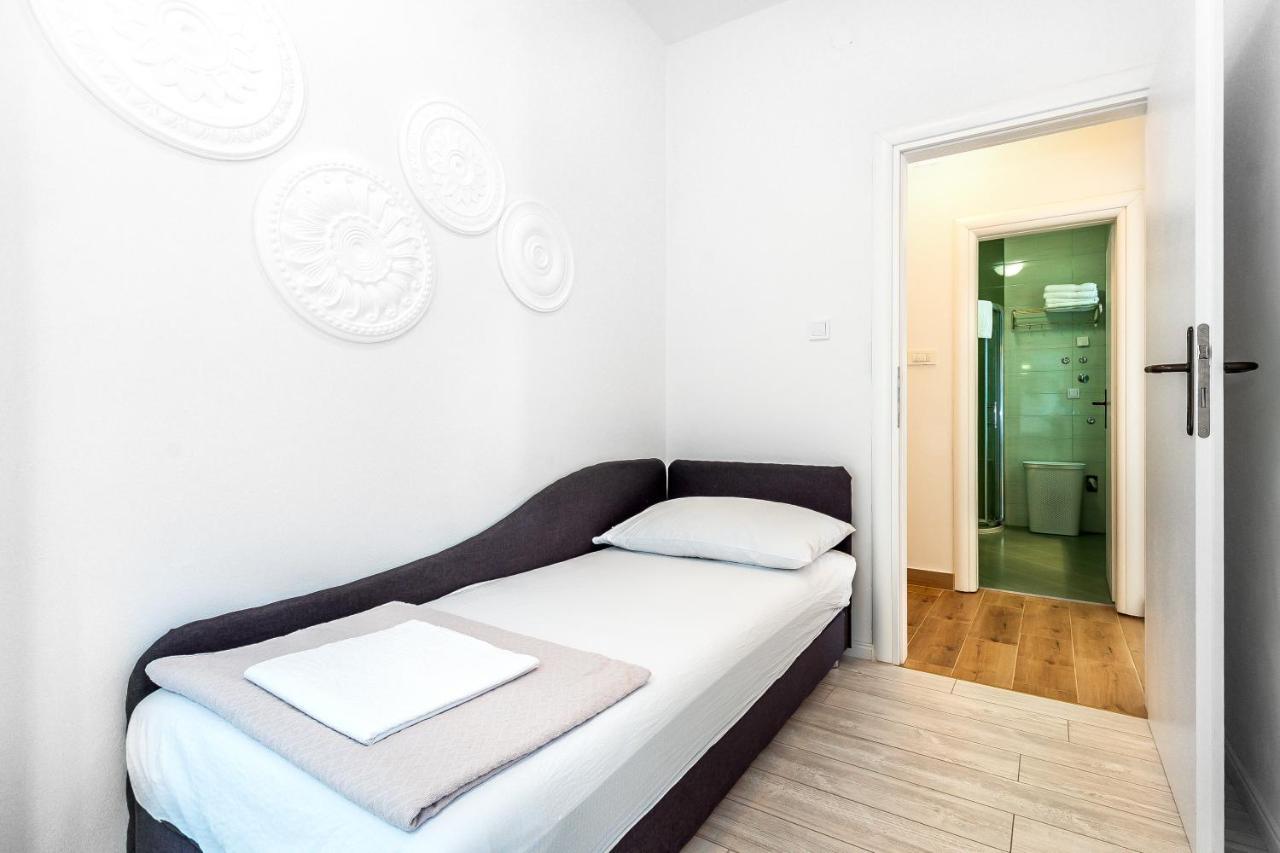 Apartments Tanya Sibenik Luaran gambar